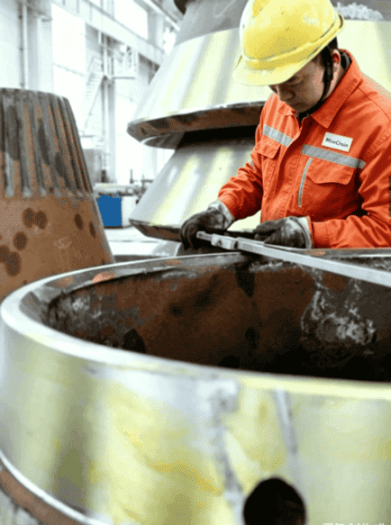 Crusher spare parts dimension & material QC inspection at MineChain warehouse