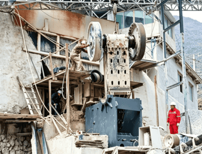On-site replacement of the main frame for PE750×1060 jaw crusher by MineChain technical team