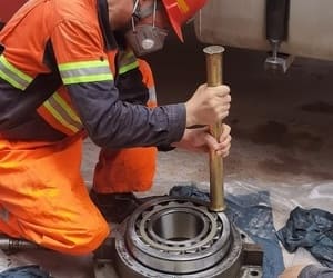 Zenith PF1214 impact crusher bearing on-site replacement guidance for Indonesia quarry client